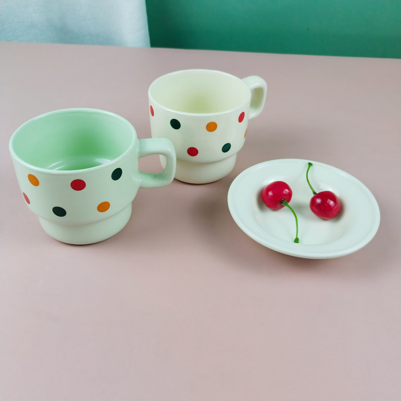 奶油黄/绿波点杯
